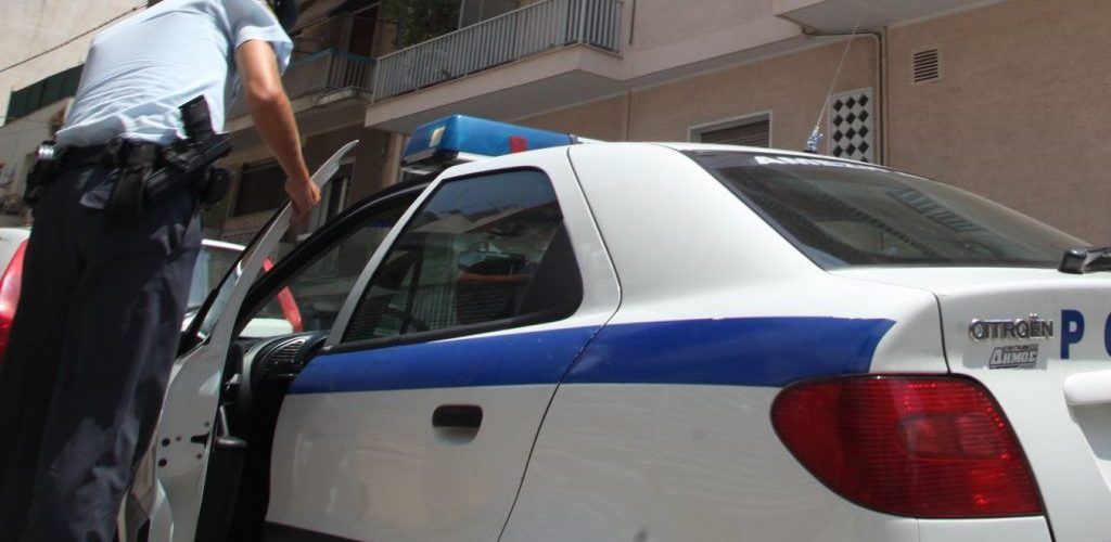 Συναγερμός από πυροβολισμούς – «Γάζωσαν» τέσσερα σπίτια με καλάσνικοφ 