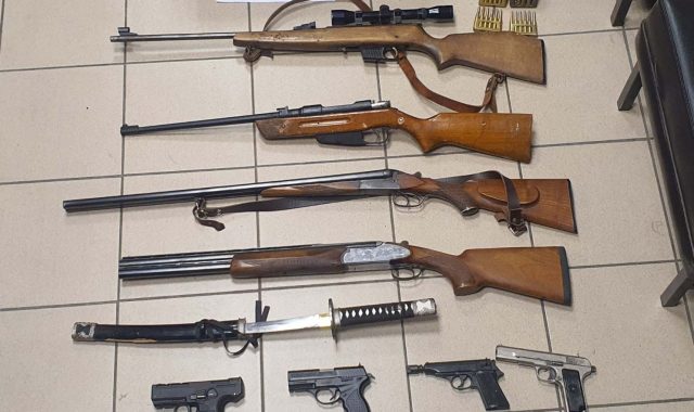 Είχαν μετατρέψει τα σπίτια τους σε οπλοστάσια