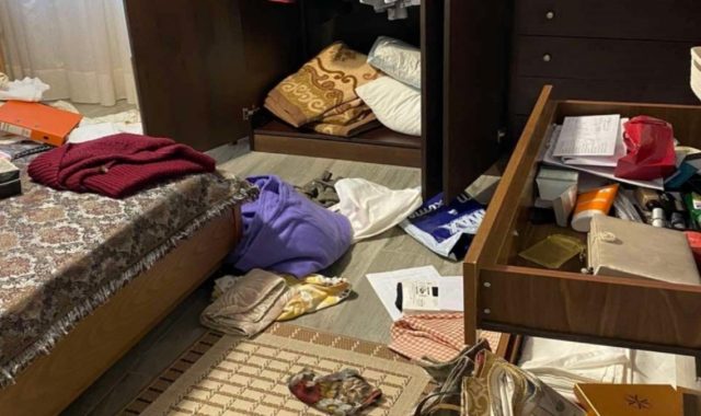Πήγαν Εκκλησία το βράδυ της Μ. Πέμπτης και οι διαρρήκτες έκαναν “ντου” στο σπίτι τους!
