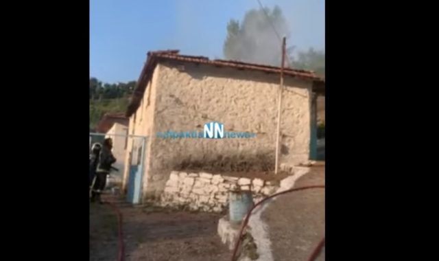 Τραγωδία: Νεκρό εντοπίστηκε ζευγάρι μετά από φωτιά στο σπίτι του (ΒΙΝΤΕΟ)