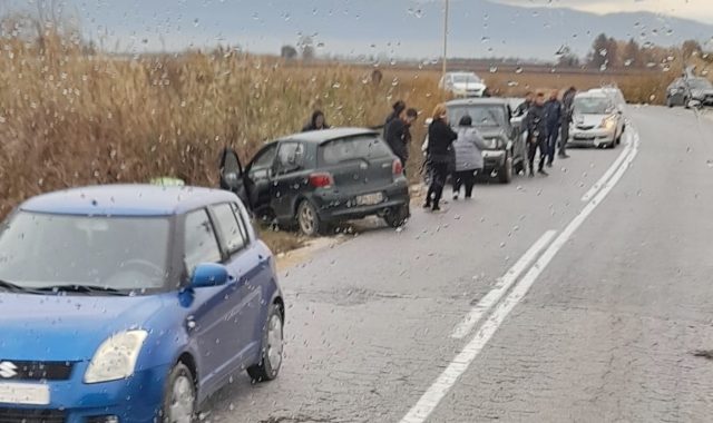 ΕΚΤΑΚΤΗ ΕΝΗΜΕΡΩΣΗ – Σέρρες: Λίγη προσοχή οδηγοί στο δρόμο προς Σκοτούσσα. Υπάρχουν πετρέλαια στο οδόστρωμα! (ΦΩΤΟ)