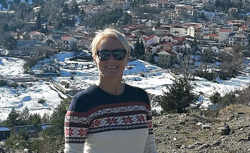Νατάσα Παζαΐτη: Η σύζυγος του Κώστα Καραμανλή, χαρούμενη στην προγονική της γη, τη Σαμαρίνα, στα Γρεβενά ! – ΦΩΤΟ 