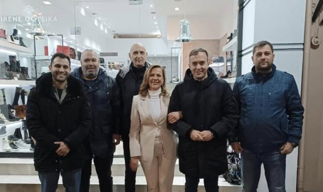 Σέρρες: Λευκή Νύχτα στις Σέρρες! Παρά τη βροχή, οι Σερραίες και οι Σερραίοι ανταποκρίθηκαν στην πρωτοβουλία (ΦΩΤΟΓΡΑΦΙΕΣ)