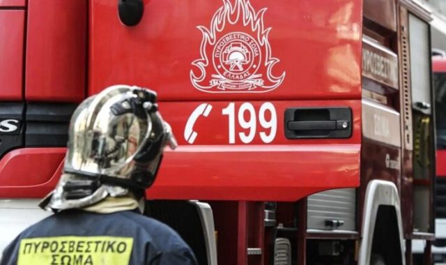 ΕΚΤΑΚΤΟ: Φωτιά σε σπίτι – Μεγάλη κινητοποίηση της πυροσβεστικής