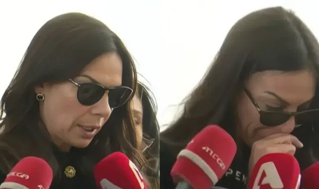 «Αυτό που θα θυμάμαι πάντα… » Με τρεμάμενη φωνή η Εύη Βατίδου έξω από το νεκροταφείο