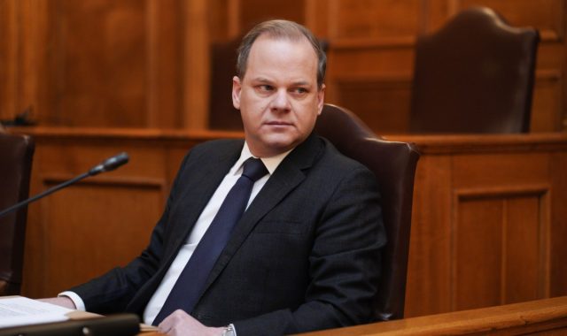 Σέρρες, Κώστας Καραμανλής: «Η είδηση της πρόωρης και ξαφνικής απώλειας του Απόστολου Βεσυρόπουλου μας γεμίζει με απέραντη θλίψη»
