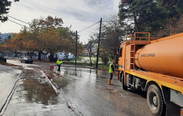 Σέρρες: Παρεμβάσεις από τα συνεργεία του Δήμου Σερρών ενόψει της επικείμενης κακοκαιρίας – ΦΩΤΟΡΕΠΟΡΤΑΖ