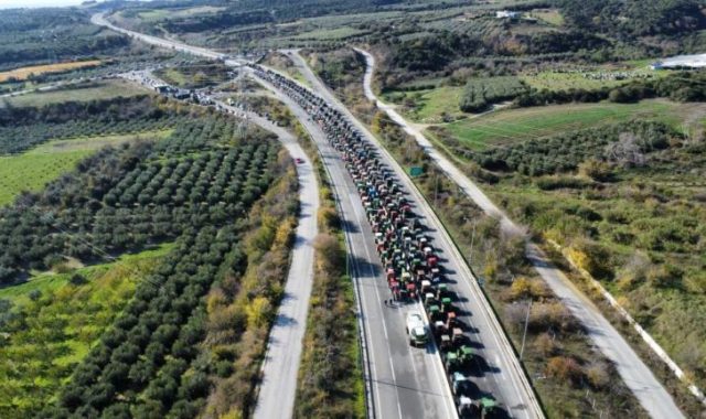 ΕΚΤΑΚΤΟ – Σέρρες: Ναι στον διάλογο το αγροτικό μπλόκο των Ν. Κερδυλλίων