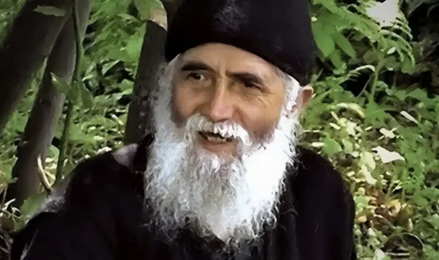 Η προφητεία του Αγίου Παϊσίου για τον Τρίτο Παγκόσμιο Πόλεμο που θα κρατήσει 4 χρόνια – « Όταν ακούσετε ότι η Κύπρος…»