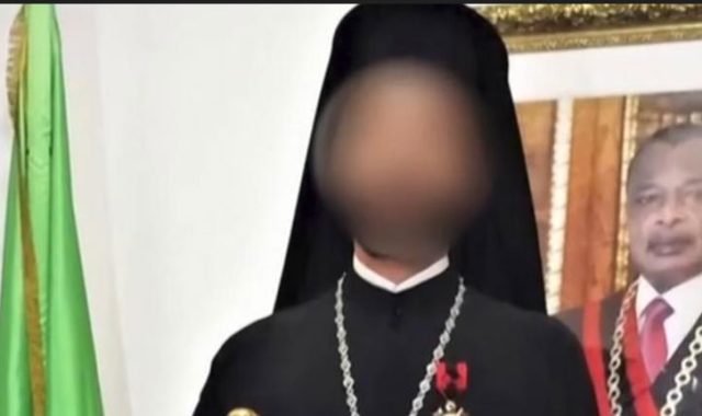 ΕΚΤΑΚΤΟ: Σε αργία πασίγνωστος Μητροπολίτης – Kαταγγέλθηκε ότι προχωρούσε σε άσεμνες πράξεις, επιδεικνύοντας τα γεννητικά του όργανα – ΑΝΑΚΟΙΝΩΣΗ